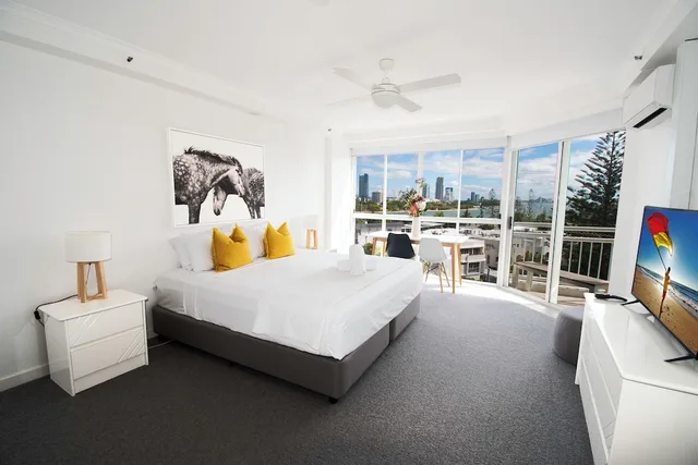 شقة ديلوكس بسرير كينج وثلاثة أسرّة بـ3 غرف نوم بمطبخ، Ocean Sands Resort Gold Coast 3/10