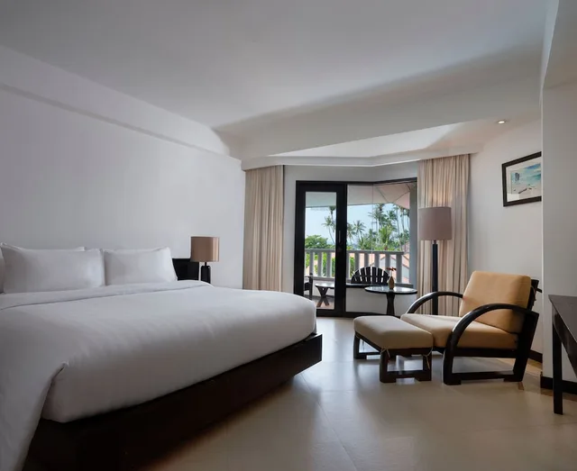 غرفة غراند سوبيريور بسرير كينج بإطلالة على البحر، Aonang Villa Resort 1/4
