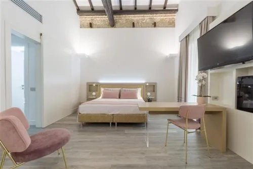 جناح جونيور، ITALIA CAGLIARI HOTEL 1/1