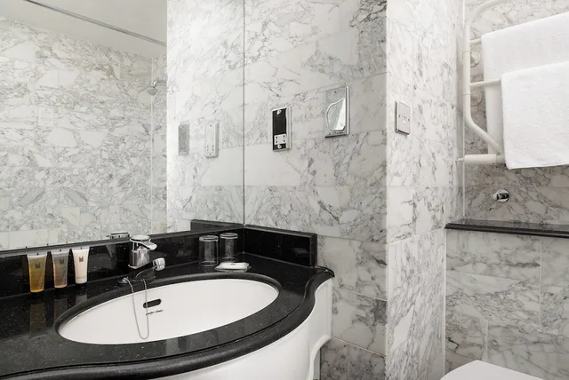 غرفة سوبيريور مزدوجة، Millennium Hotel London Knightsbridge 6/8