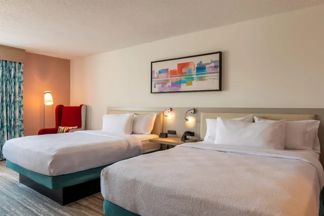 غرفة بسريرين مزدوجين، Hilton Garden Inn Portland Airport, ME 5/10