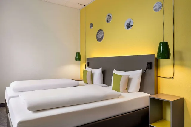 غرفة كومفورت بسريرين منفصلين، Vienna House Easy by Wyndham Amberg 1/4