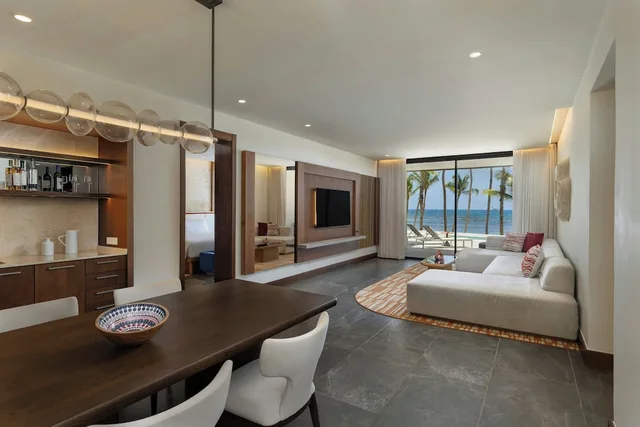 2 Bedrooms, Oasis, Mega, Suite, 3 King Beds, Ocean Front, Adult Only, Private Pool، W Punta Cana, Adult All-Inclusive 2/2
