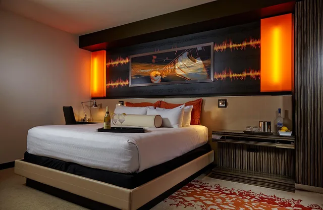 Platinum, Tower, King Bed، Hard Rock Hotel & Casino Biloxi 1/1