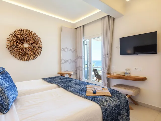 جناح تنفيذي بسرير مزدوج وسريرين منفصلين بغرفتي نوم، Anax Resort and Spa 4/6