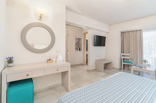 Double Room - Premium - Pool View - Adults Only، Ariadne Beach - Adults Only 2/3