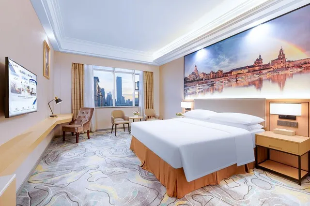غرفة ديلوكس بسرير مزدوج، Vienna International Hotel (Nanning East Railway Station) 1/1