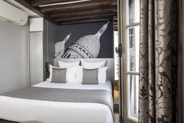 3 Bedrooms, Connecting, Family, 3 Queen Beds, Hotel Theoreme 4/8