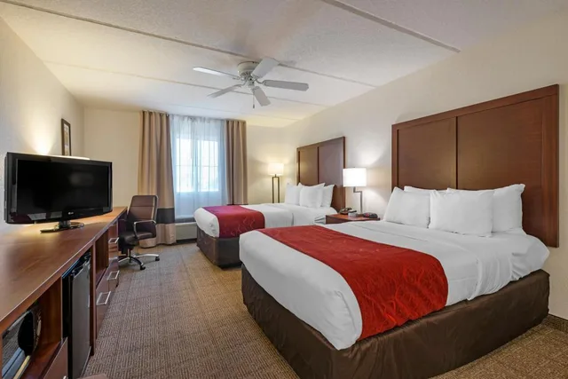 Room, 2 Double Beds, Comfort Inn Kissimmee Lake Buena Vista South 4/5