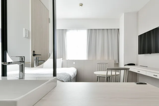 غرفة كومفورت بسرير مزدوج وسرير فردي مع سرير إضافي، Vessel Hotel Fukuyama 2/9