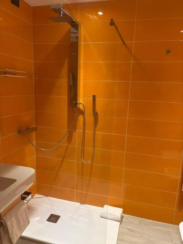 غرفة كلاسيكية ثلاثية بسرير كينج وسرير فردي بغرفة نوم واحدة، Blue Shades Aparthotel 6/8
