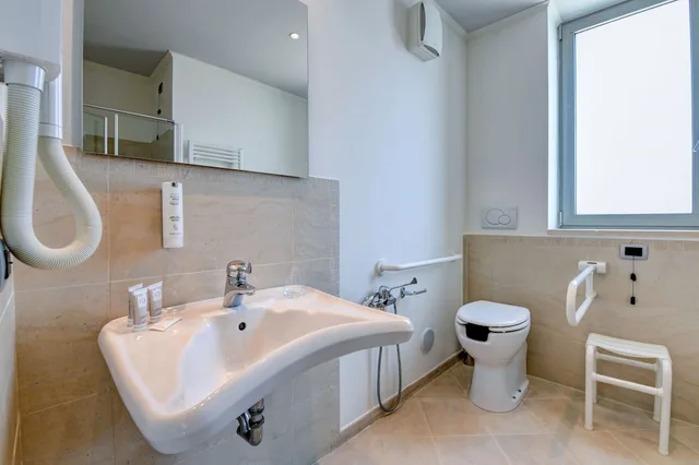 Room, Double Bed, Riverside، Rivus 9/10