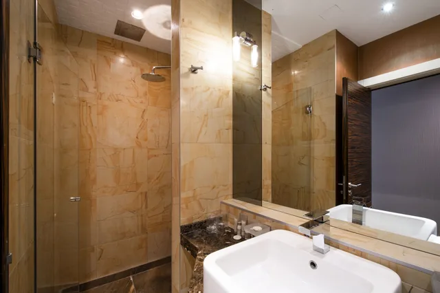 جناح بزنس بسرير كينج، Crystal hotel Belgrade 6/7