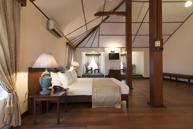 غرفة عائلية بسريرين مزدوجين، Queens Hotel 1/2