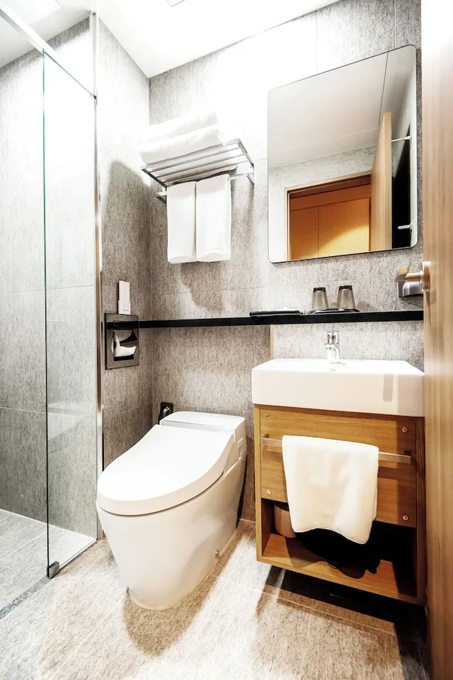 Deluxe, Family, 1 Double and 1 Single Bed, Hotel Intrada Icheon 5/10