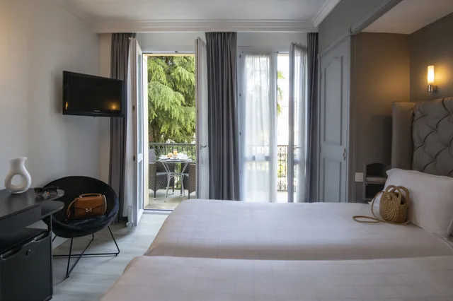 غرفة بشرفة، Golden Tulip Cannes de Paris 8/10
