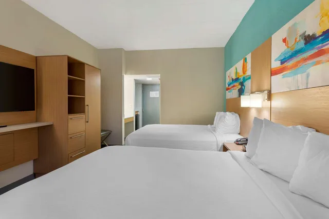 غرفة بسريرين كوين، Best Western Plus Executive Hotel 1/4