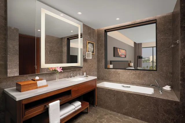 غرفة كلوب بسريرين منفصلين بشرفة، GRAND HYATT KOCHI BOLGATTY 10/10