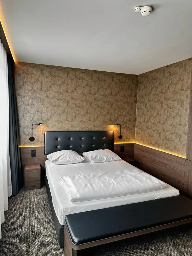غرفة كومفورت مفردة بسرير كوين، TOP KHR Stadthotel Munster 4/4