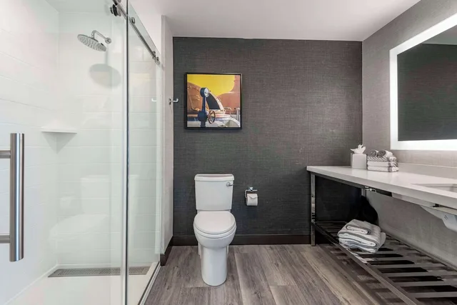 جناح بسريرين كوين، Cambria Hotel Portland Downtown Old Port 3/3