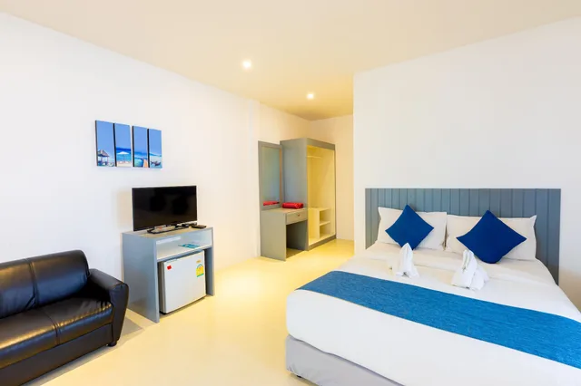 بنغل بسرير كوين، Sarocha Villa 5/10