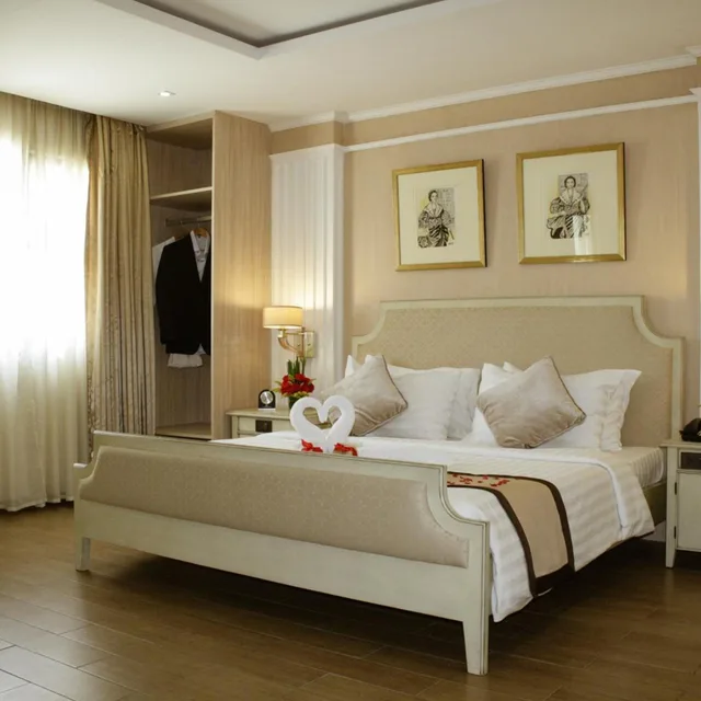 Prince, Gold، Golden Prince Hotel And Suites 2/10