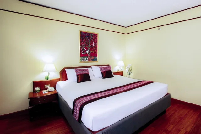 جناح جونيور، Duangtawan Hotel Chiang Mai 4/5