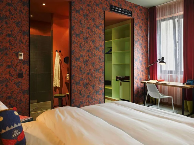 غرفة كبيرة بسرير مزدوج، 25Hours Hotel The Trip 2/5