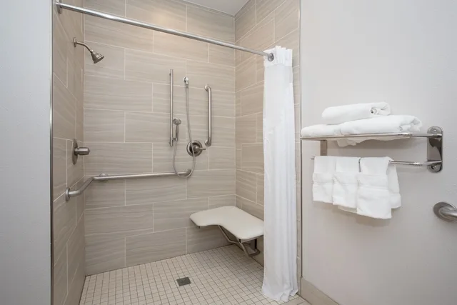 Standard, King Bed, Holiday Inn Express Hotel Suites Amarillo 4/7