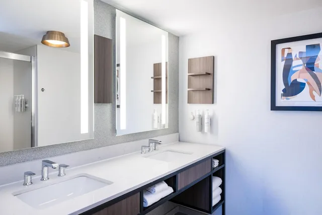 Evolution, 2 Double Beds، Hilton Garden Inn Denver Tech Center 10/10