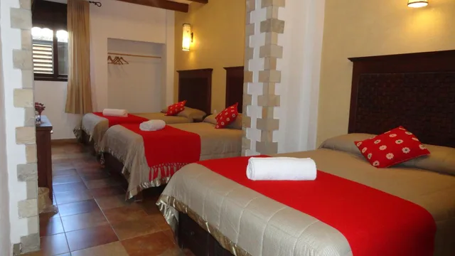غرفة عائلية، Hotel Na'lum 7/10
