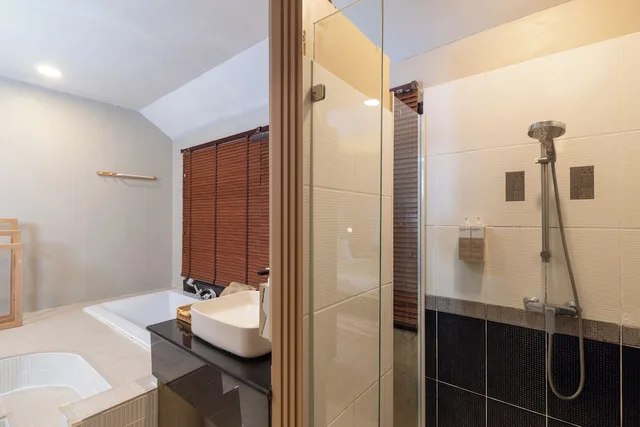 غرفة ديلوكس بسرير كينج بإطلالة على الجبل، Kangsadarn Resort 10/10