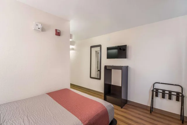 غرفة بسرير مزدوج لذوي الإعاقة، Park Inn by Radisson, Fargo West Acres 1/10