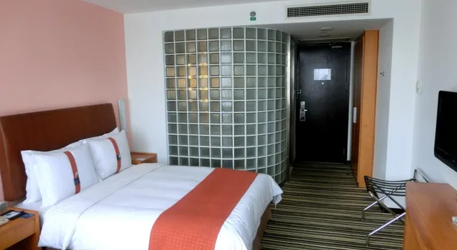 غرفة قياسية بسرير مزدوج، HOLIDAY INN EXPRESS SHANGHAI JINQIAO CENTRAL 3/3