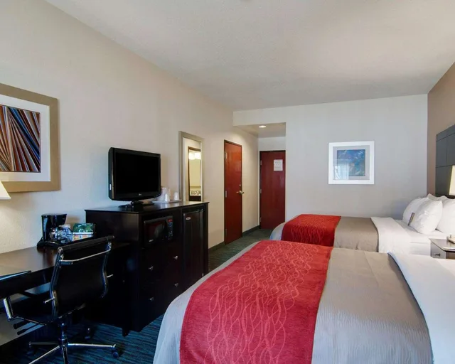 غرفة بسريرين كوين لذوي الإعاقة، Comfort Inn Mount Airy 3/4