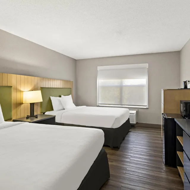 جناح بسريرين كوين مع أريكة، Country Inn and Suites By Radisson Hinesville GA 3/6