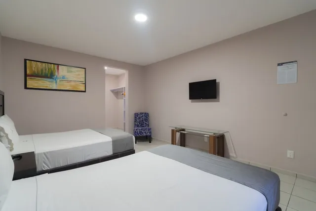 غرفة قياسية بسريرين مزدوجين بغرفة نوم واحدة، Expo Hotel Guadalajara 4/6