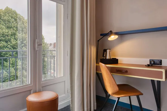 Court, Comfort, Queen Bed, Best Western Hotel Graslin 9/9