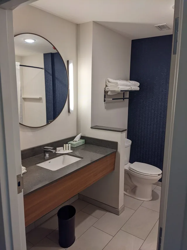 غرفة بسرير كينج، Fairfield Inn & Suites by Marriott Lincoln Crete 12/12