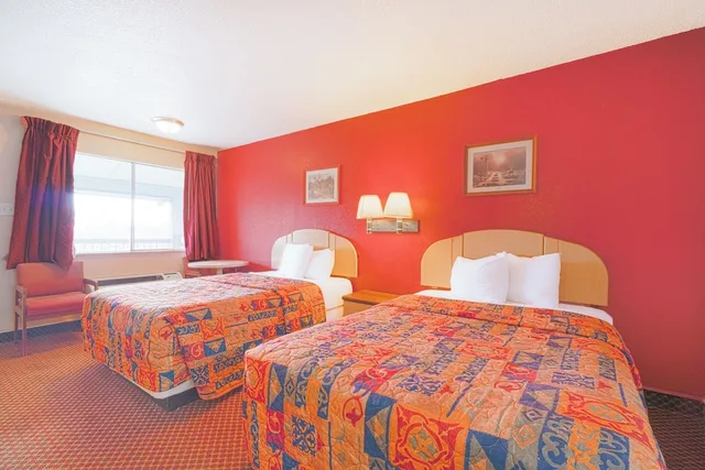 غرفة بسريرين كوين، Regency Inn Three Rivers I-37 5/10