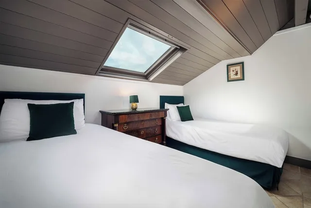 Suite, 1 Queen and 3 Single Beds, Chateau de Candie 1/10