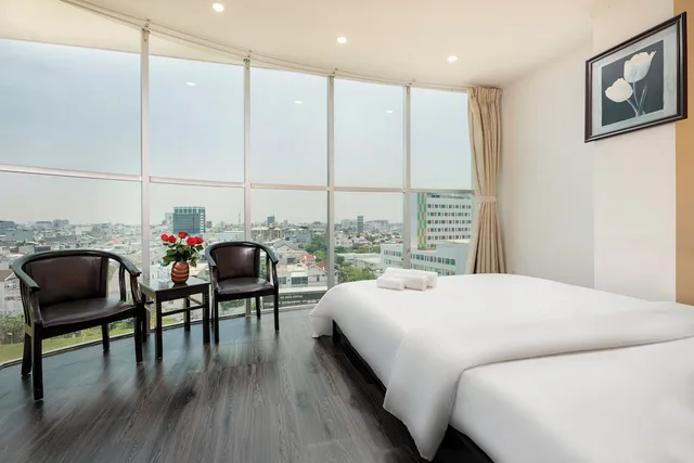 غرفة جونيور بسرير كوين بإطلالة على المدينة، Amanda Hotel 7/9
