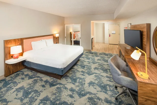غرفة بسرير كينج لذوي الإعاقة، Hampton Inn and Suites St. Augustine-Vilano Beach 3/8