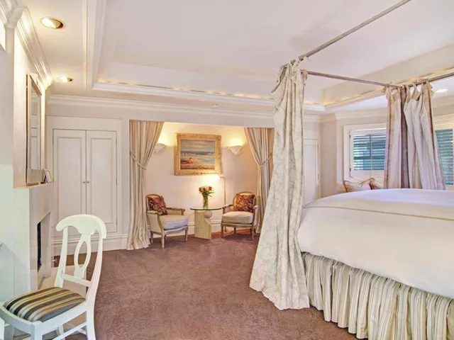 غرفة بسرير كينج، Inn at Depot Hill 1/1