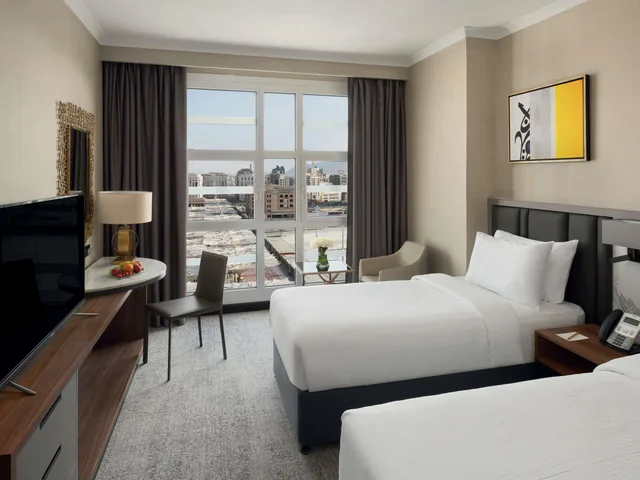 جناح تنفيذي بسرير كينج بغرفتي نوم، أنوار المدينة موفنبيك(Anwar Al Madinah Movenpick) 5/8