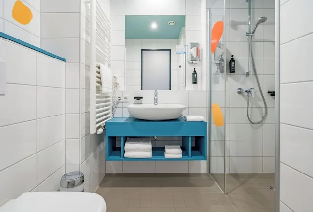غرفة ديلوكس بسرير كوين، Ramada Encore by Wyndham Munich Messe 5/5
