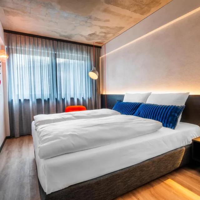 غرفة، Savoy Hotel Frankfurt 1/2