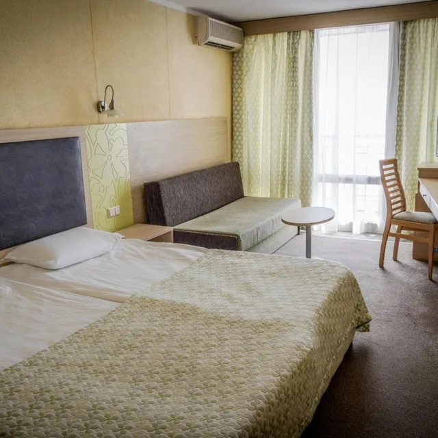 غرفة بسرير مزدوج بإطلالة على المتنزه، Hotel Gergana All Inclusive 5/10