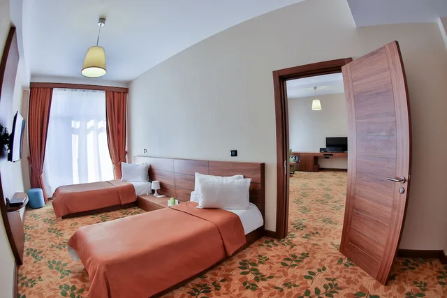 Standard, Twin Beds, Mountain View, El Resort Hotel 1/3