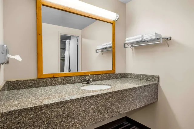 غرفة بسرير كوين، Best Western Lee's Motor Inn 4/5